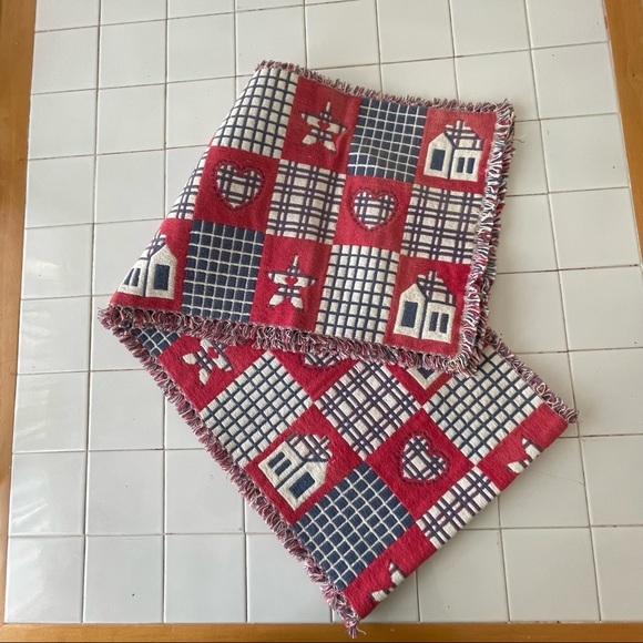 Table Runner and Four Matching Placemats Red White and Blue Farmhouse Americana - Picture 4 of 14